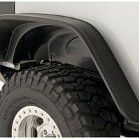 Bushwacker 07-18 Jeep Wrangler Flat Style Flares 2pc מתאים לכלי ספורט 2 דלתות בלבד - שחור