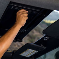 השתוללות 2007-2018 ג'יפ רנגלר(JK) 2-Dor Trailview Tonneau Top - Black Diamond