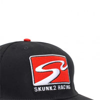 לוגו מסלול המירוצים של Skunk2 Team Baseball Cap (שחור) - L/XL