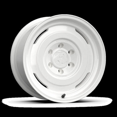 fifteen52 Analog HD 17x8.0 5x150 25mm ET 110.5mm Center Bore גלגל לבן קלאסי