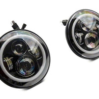 Raxiom 97-18 ג'יפ רנגלר TJ/JK צירי 7 אינץ' פנסי LED עם RGB Halo- Blk Hsng (עדשה שקופה)