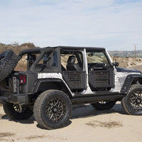 השתוללות 2007-2018 ג'יפ רנגלר(JK) ללא הגבלה 4 דלתות Trailview Tonneau Top - Black Diamond