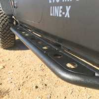 Fishbone Offroad 07-18 Jeep Wrangler JK 4 דלתות פלדה מדרגות צד - מעיל אבקה שחור