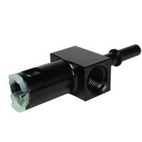 Aeromotive 5/16 אינץ' חיבור מהיר עם יציאת AN-06 ויציאת מד 1/8 אינץ'