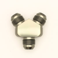 DeatschWerks 8AN זכר התלקחות + 8AN זכר התלקחות ל-8AN זכר התלקחות Y-Block Fitting