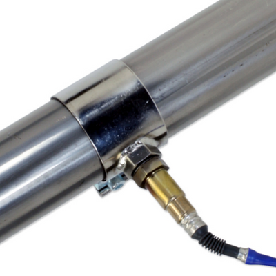 תושבת חיישן AEM No-Weld O2 עבור צינור בקוטר 1.75 עד 2.0 אינץ'