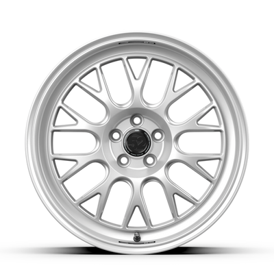 fifteen52 Holeshot RSR 18x9 5x100 42 מ"מ ET 73.1 מ"מ מרכז קדרה קורן כסף