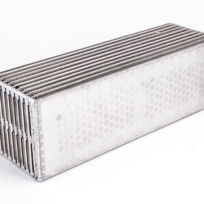 Garrett H2O / Air CAC (3.80 אינץ' x 3.80 אינץ' x 11.70 אינץ') - 750 HP