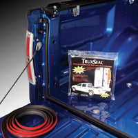 אטם אוניברסלי של Truxedo TruXseal לדלת תא המטען - יישום יחיד