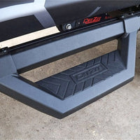 Deezee 99-23 שברולט/GMC/Dodge/Ford משאית בגודל מלא Hex Cast -Super Cab Steps Side (Txt Blk)